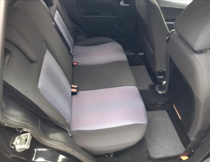 Ford Fusion MPV 1,4 l 59 kw