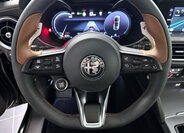 Alfa Romeo Stelvio SUV / Terénní 2,0 l 206 kw
