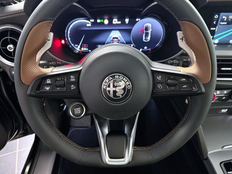 Alfa Romeo Stelvio SUV / Terénní 2,0 l 206 kw