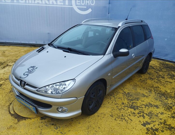 Peugeot 206 1
