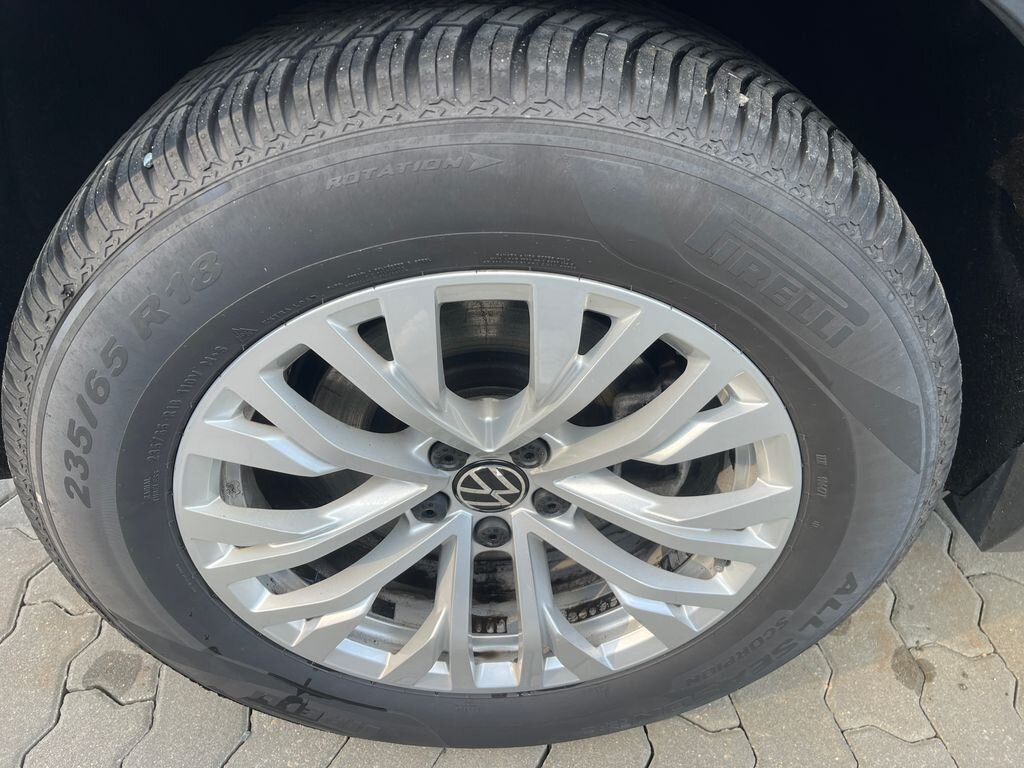 Volkswagen Touareg SUV / Terénní 3,0 l 170 kw