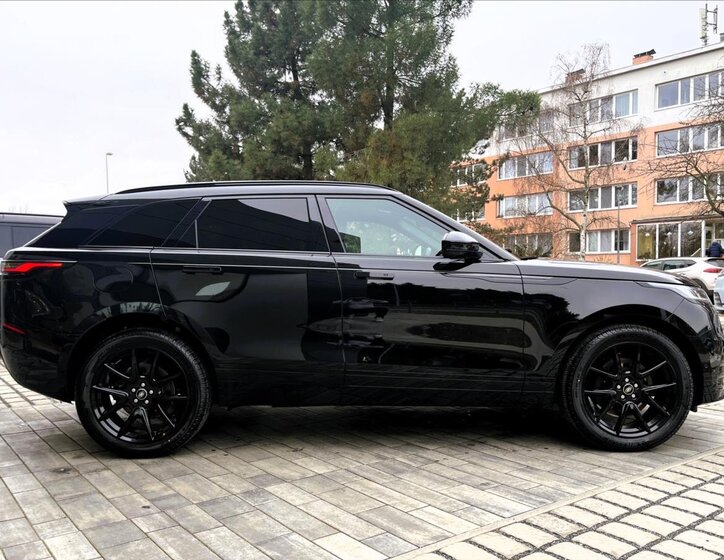 Land Rover Range Rover Velar SUV / Terénní 2,0 l 150 kw