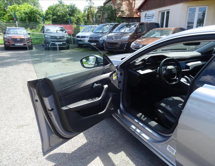 Peugeot 508 16
