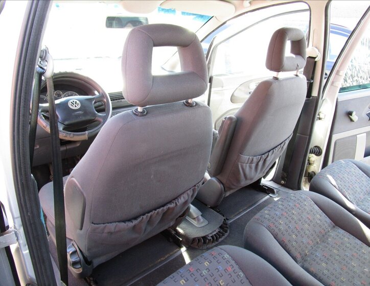 Volkswagen Sharan Kombi 1,9 l 85 kw