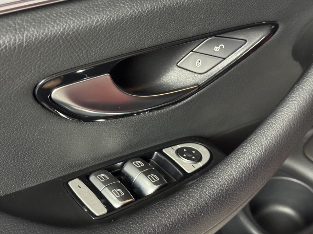 Mercedes-Benz Třídy E Kombi 2,0 l 225 kw