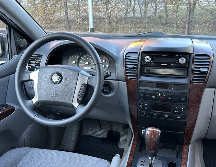 KIA Sorento SUV / Terénní 2,5 l 103 kw