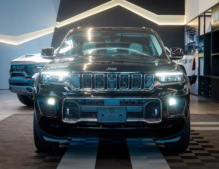 Jeep Grand Cherokee 11