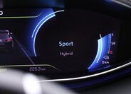 Peugeot 3008 SUV 1,6 l 133 kw