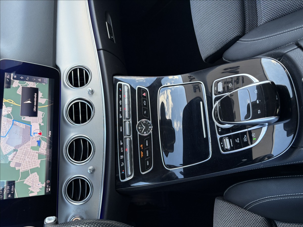 Mercedes-Benz Třídy E