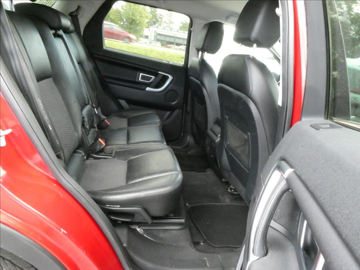 Land Rover Discovery Sport SUV 2,0 l 110 kw