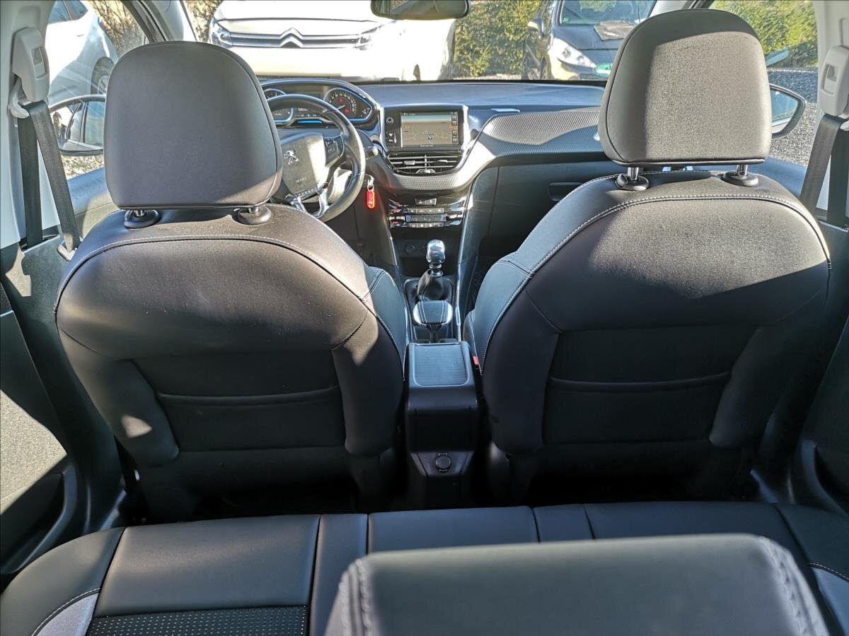 Peugeot 2008 Kombi 1,6 l 84 kw