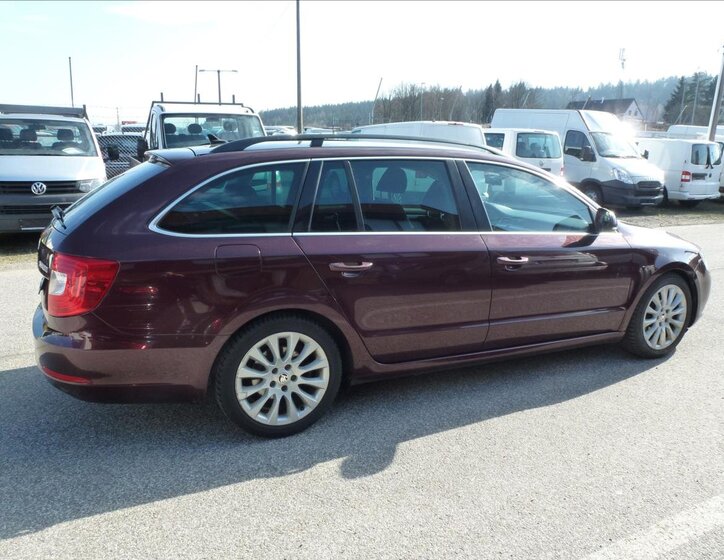 Škoda Superb Kombi 2,0 l 125 kw