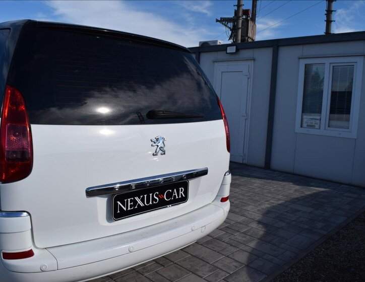 Peugeot 807 MPV 2,0 l 100 kw
