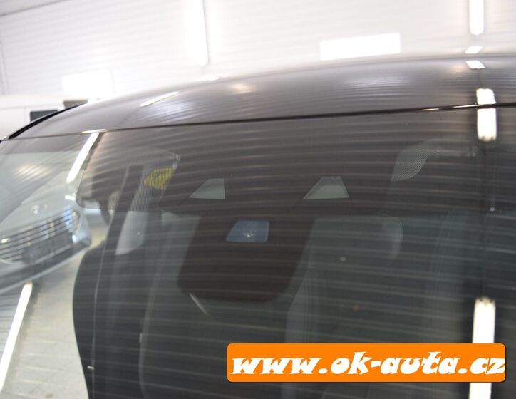 Land Rover Range Rover Velar 47