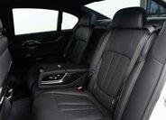 BMW Řada 7 Sedan 4,4 l 330 kw