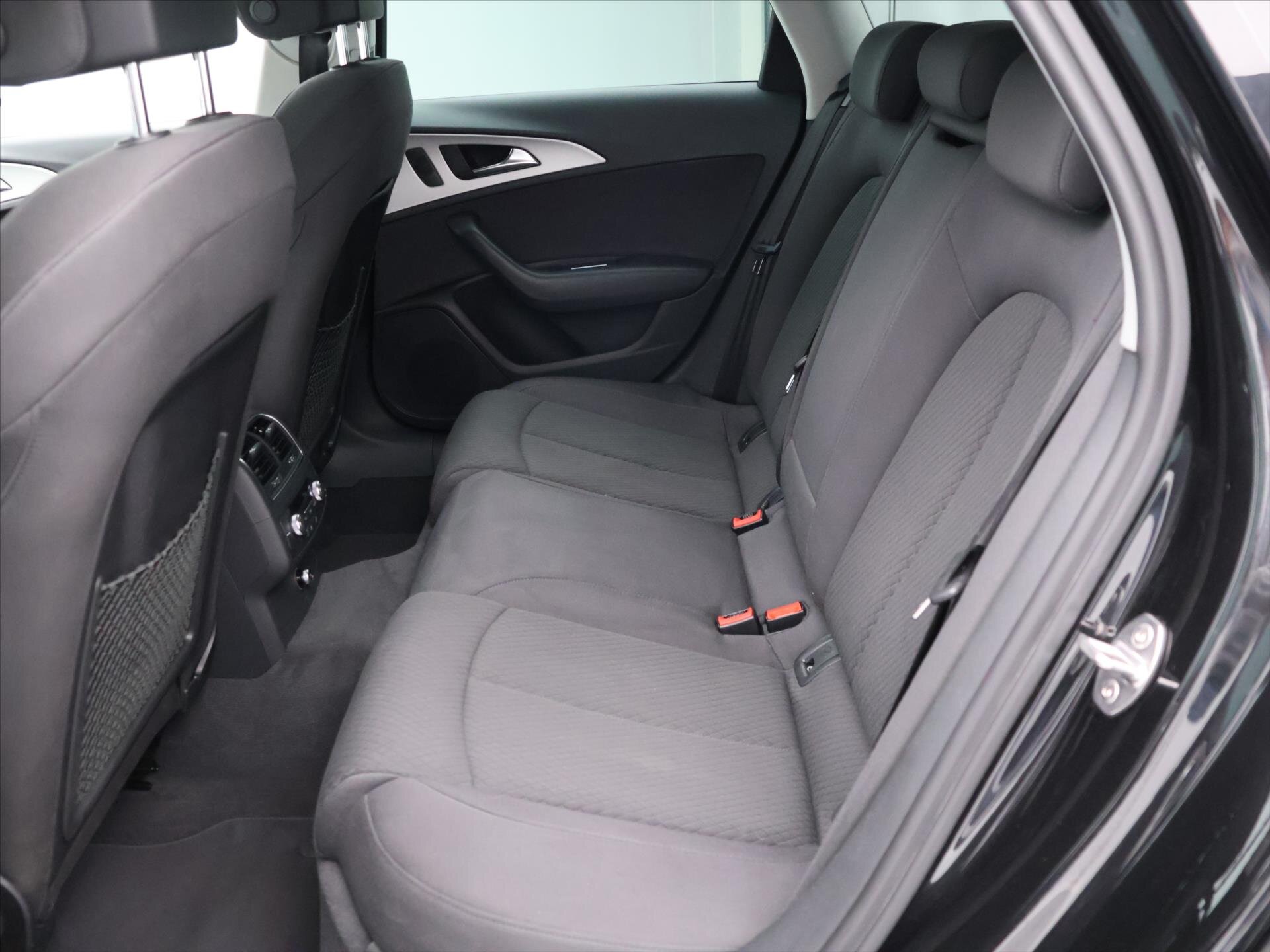 Audi A6 Kombi 2,0 l 140 kw