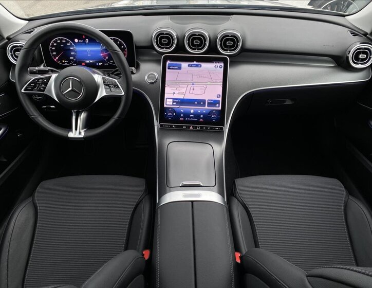 Mercedes-Benz Třídy C Sedan 1,5 l 150 kw