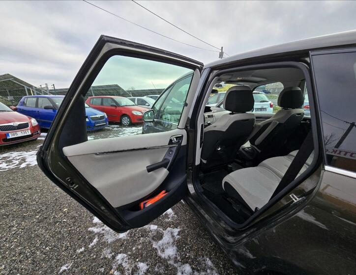 Citroën C4 Picasso 11