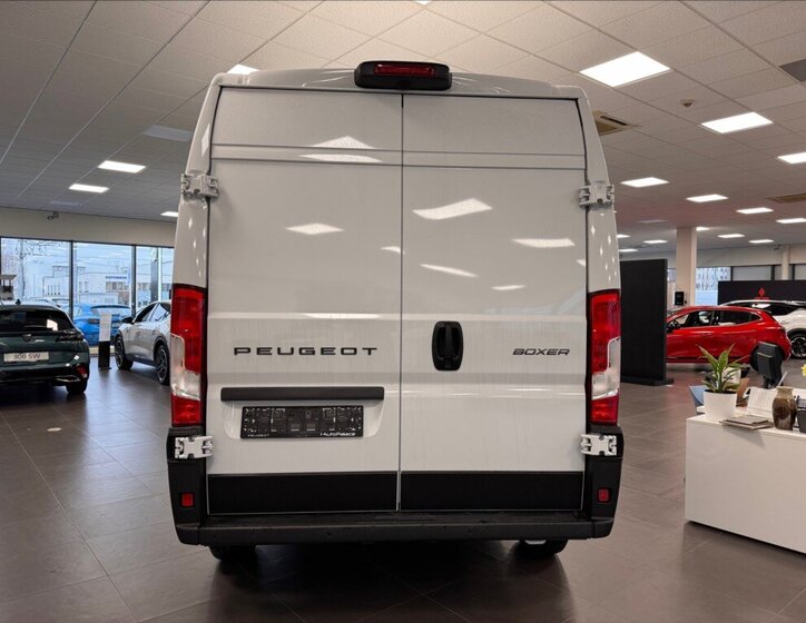 Peugeot Boxer Skříň 2,2 l 105 kw