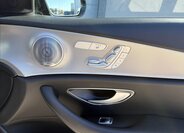 Mercedes-Benz Třídy E Sedan / Limuzína 3,0 l 190 kw