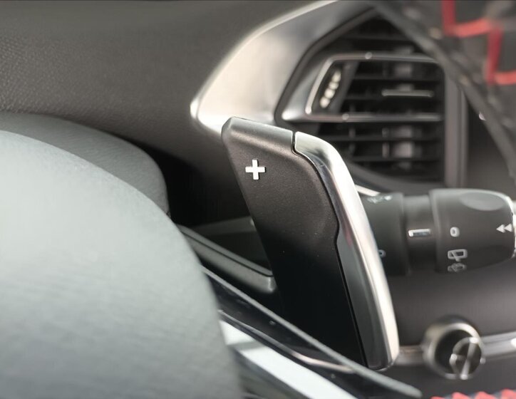 Peugeot 308 Hatchback 2,0 l 130 kw