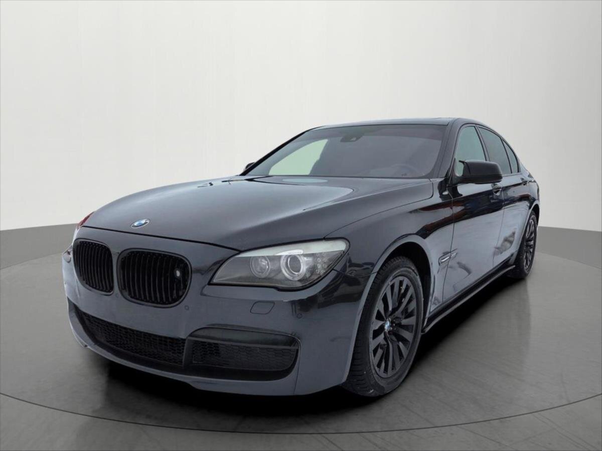 BMW Řada 7 Sedan 4,4 l 300 kw