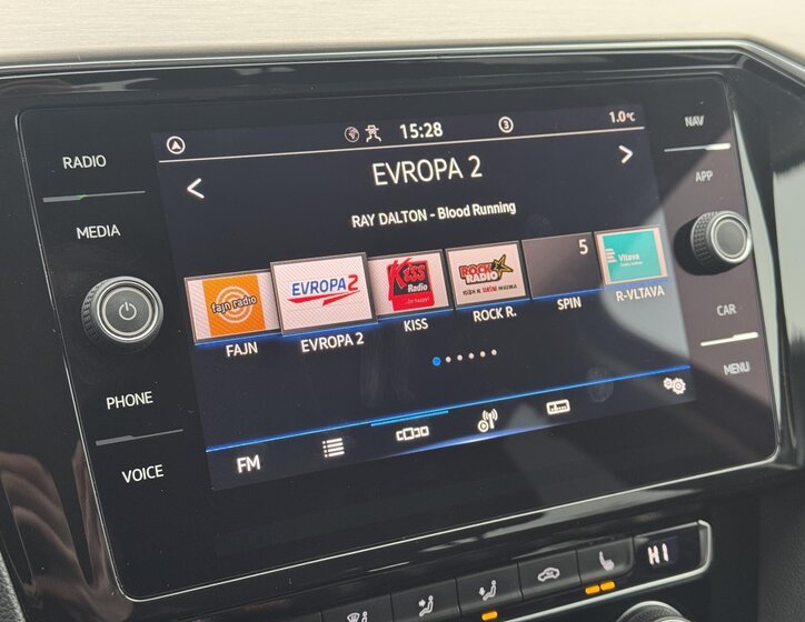 Volkswagen Passat Kombi 1,5 l 110 kw