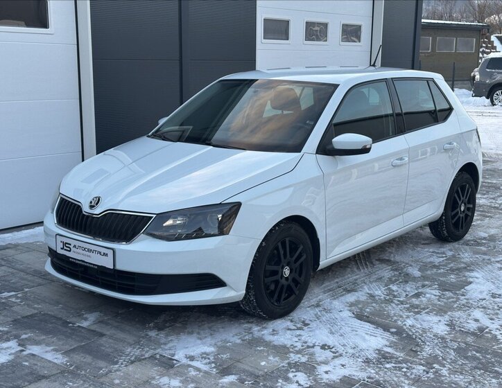 Škoda Fabia 10