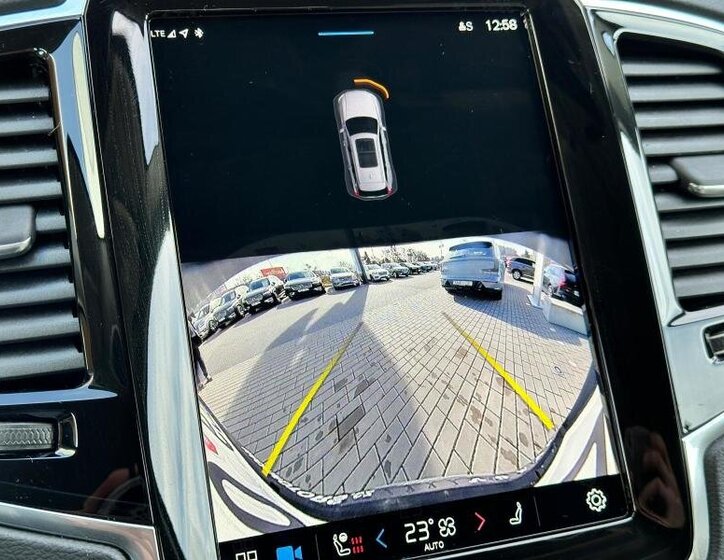 Volvo XC90 SUV 2,0 l 173 kw