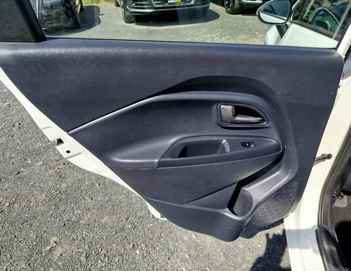 KIA Rio Hatchback 1,4 l 66 kw