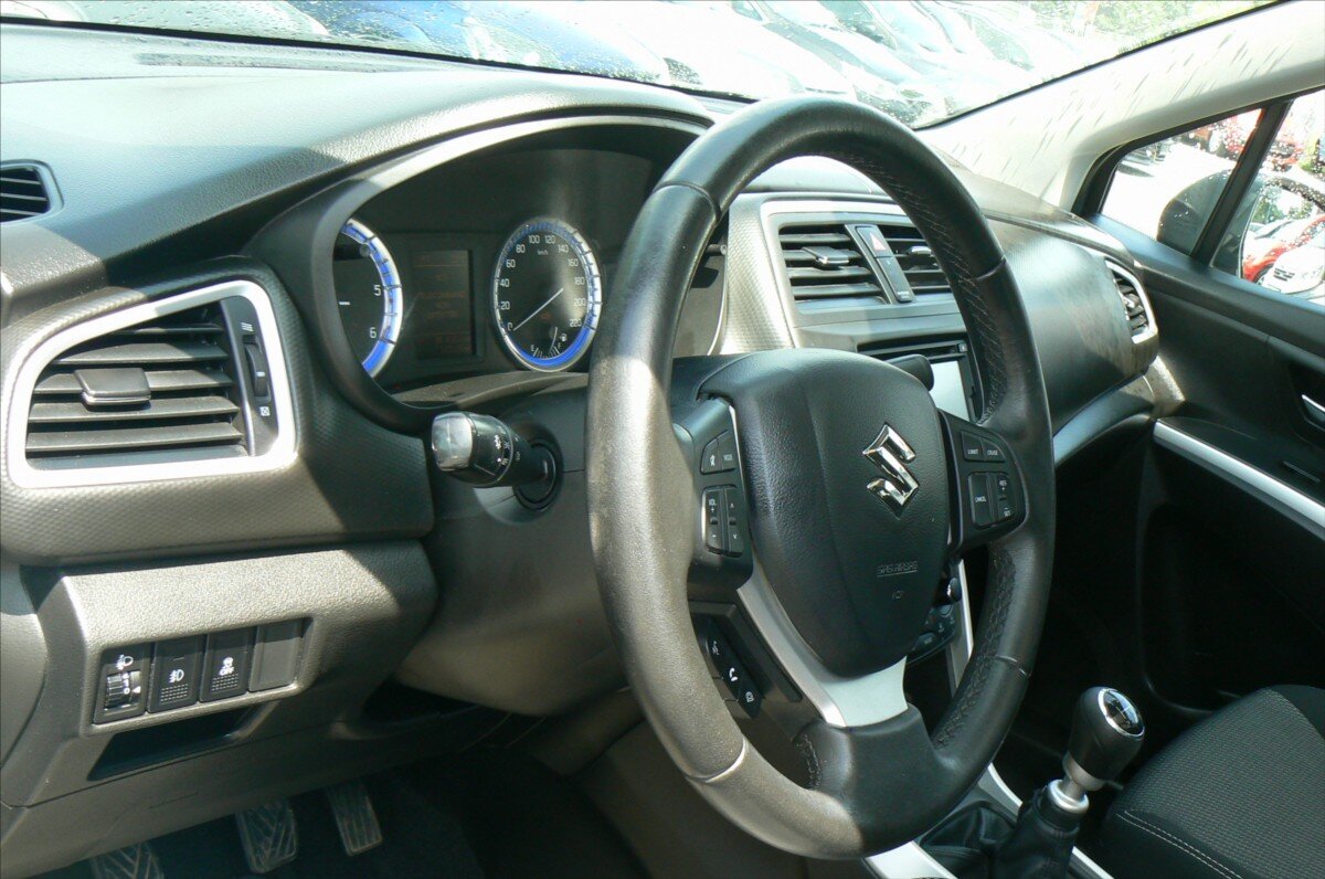 Suzuki SX4 S-Cross