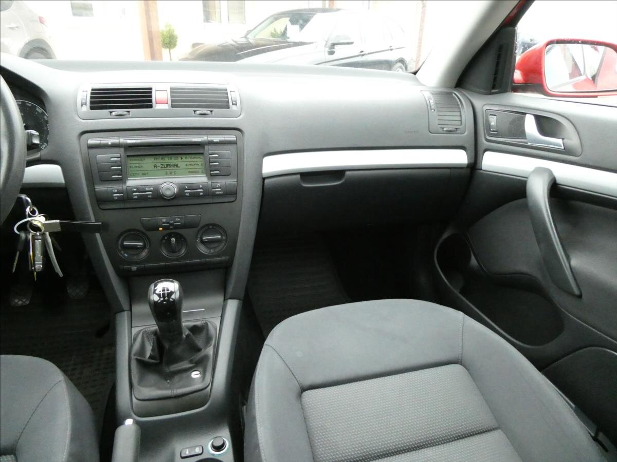 Škoda Octavia Liftback 1,6 l 75 kw