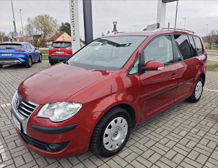 Volkswagen Touran MPV 1,4 l 103 kw