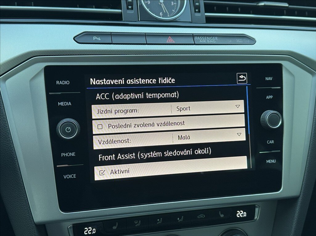 Volkswagen Passat Kombi 1,4 l 110 kw