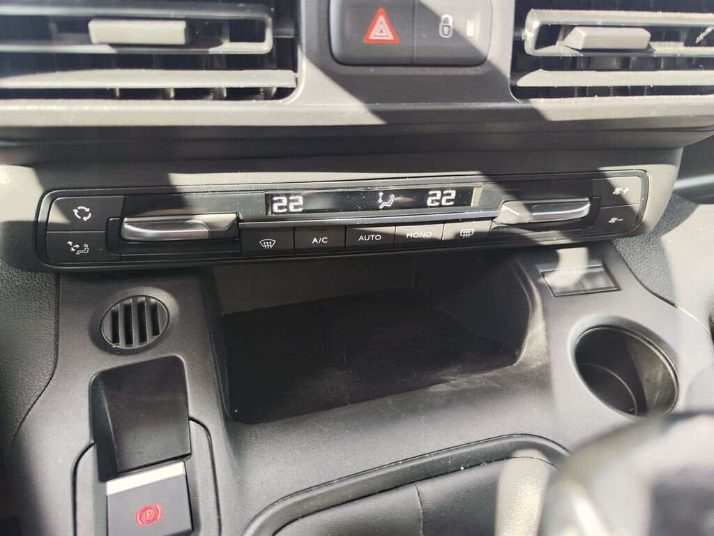 Peugeot Rifter VAN-Minibus 1,5 l 96 kw