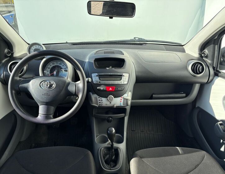 Toyota Aygo 5