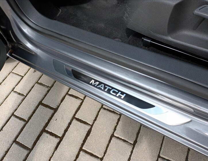 Volkswagen Golf Hatchback 1,2 l 63 kw