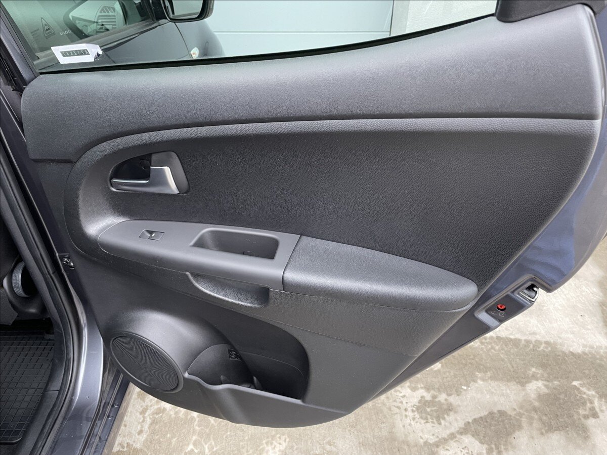 KIA Venga Sedan 1,6 l 91 kw