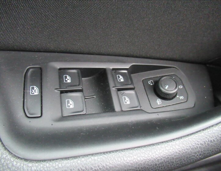 Volkswagen Passat Kombi 2,0 l 110 kw