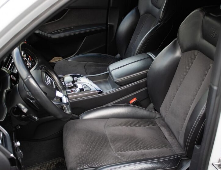 Audi SQ7 SUV / Terénní 4,0 l 320 kw