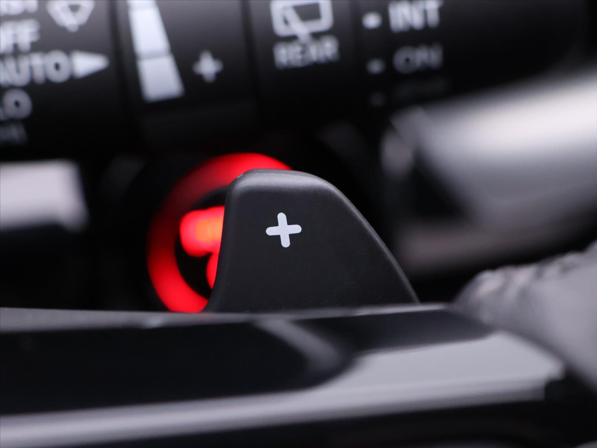 Honda CR-V SUV 2,0 l 109 kw