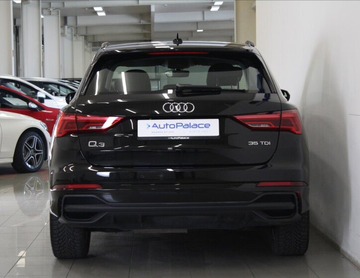 Audi Q3 SUV / Terénní 2,0 l 110 kw