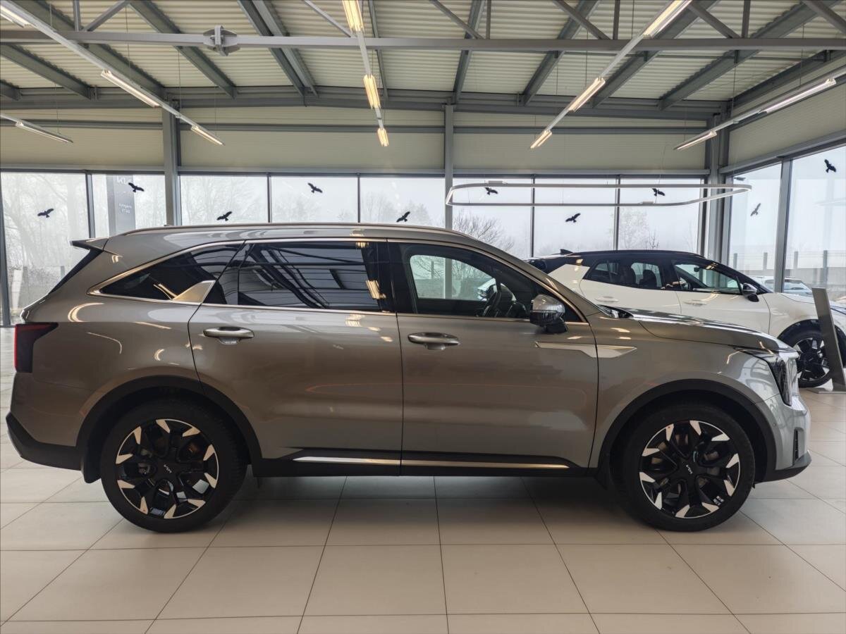 KIA Sorento SUV / Terénní 2,2 l 142 kw