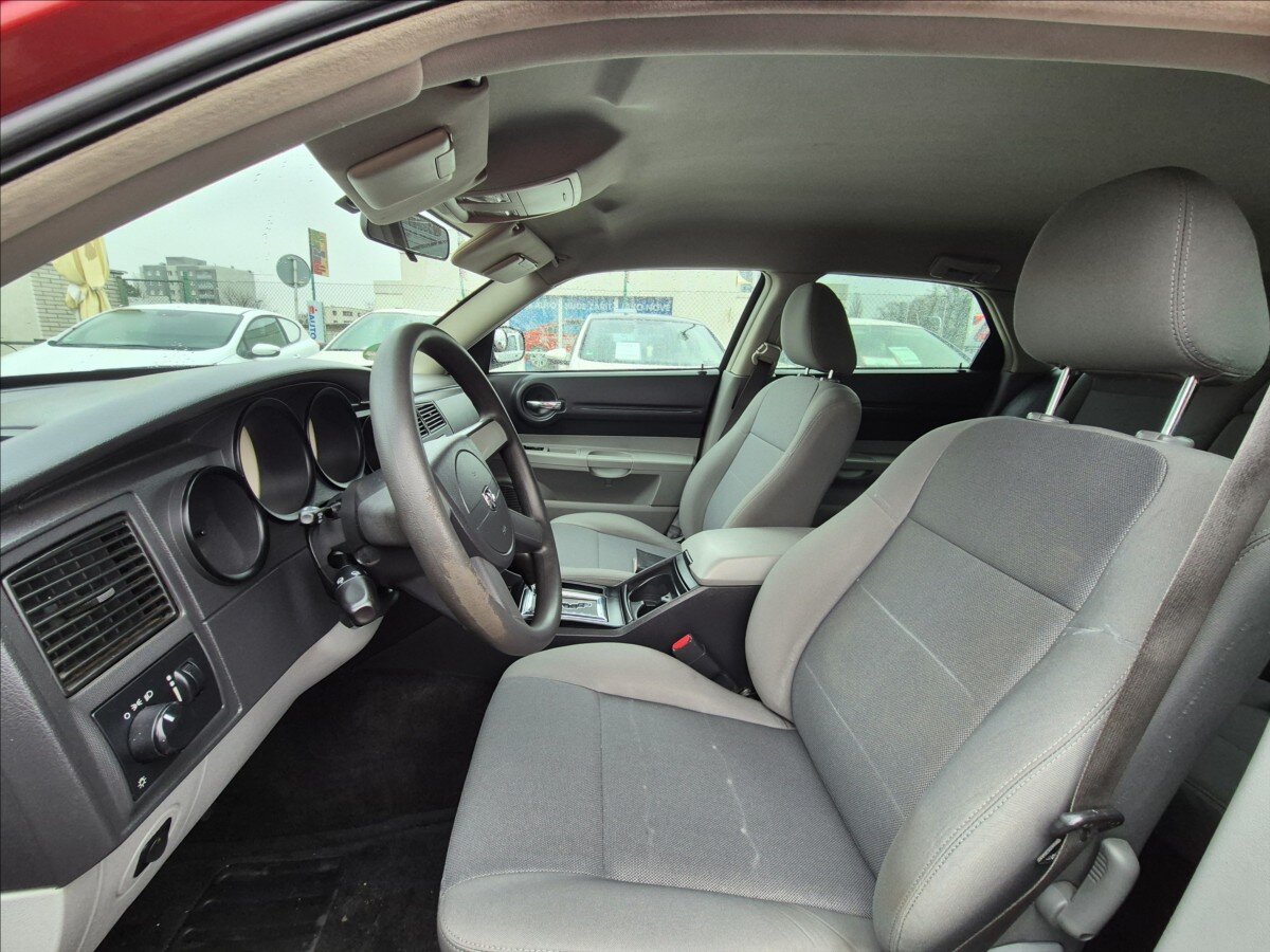 Dodge Magnum Kombi 2,7 l 142 kw