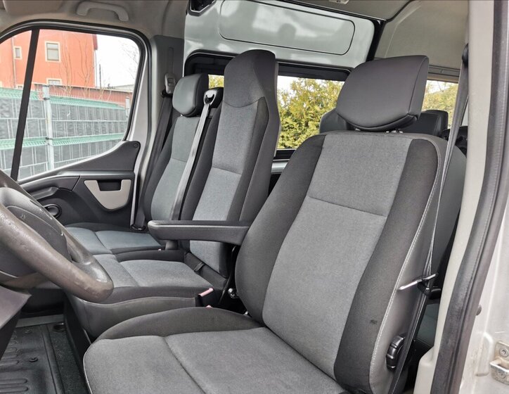 Renault Master Kombi 2,3 l 100 kw