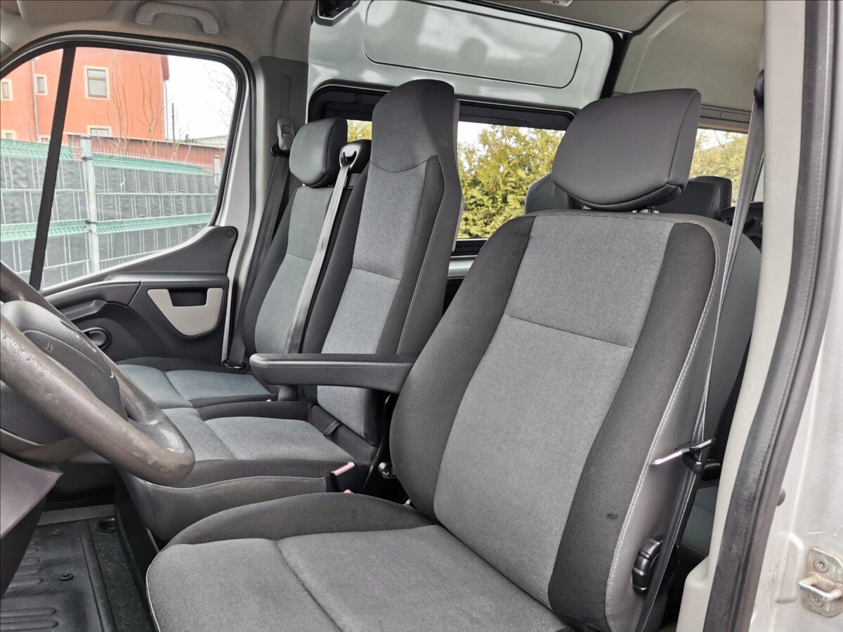 Renault Master Kombi 2,3 l 100 kw