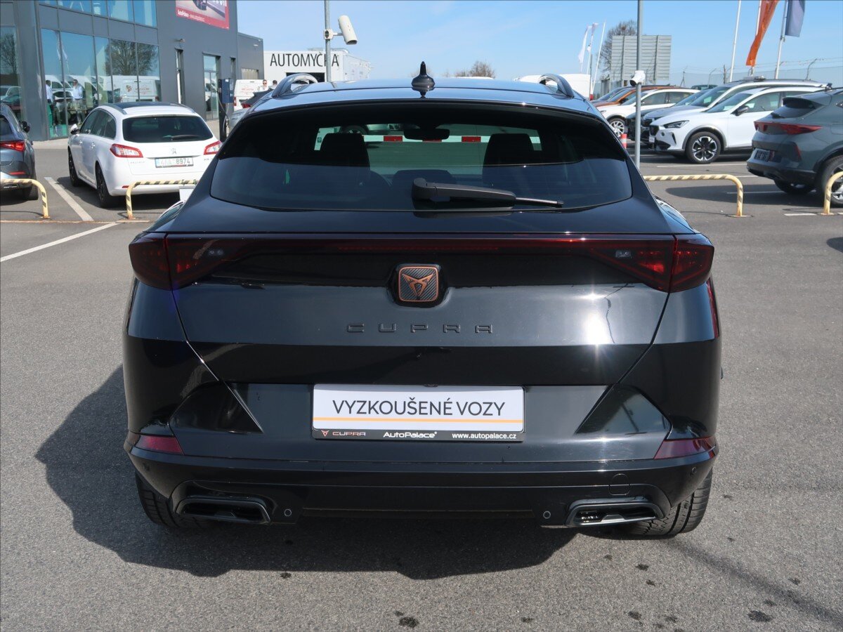 Cupra Formentor SUV / Terénní 1,5 l 110 kw