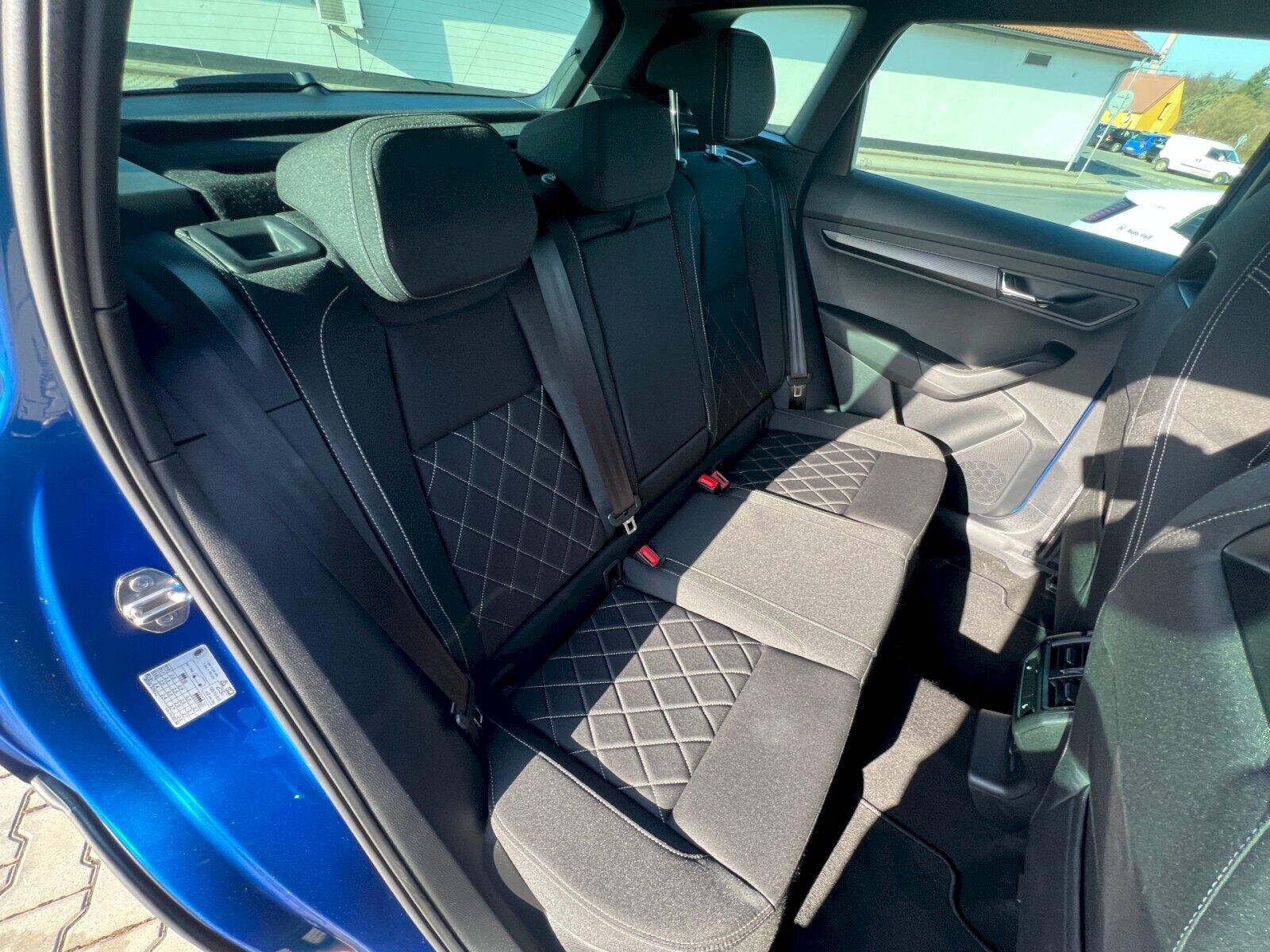 Škoda Karoq SUV / Terénní 1,5 l 110 kw