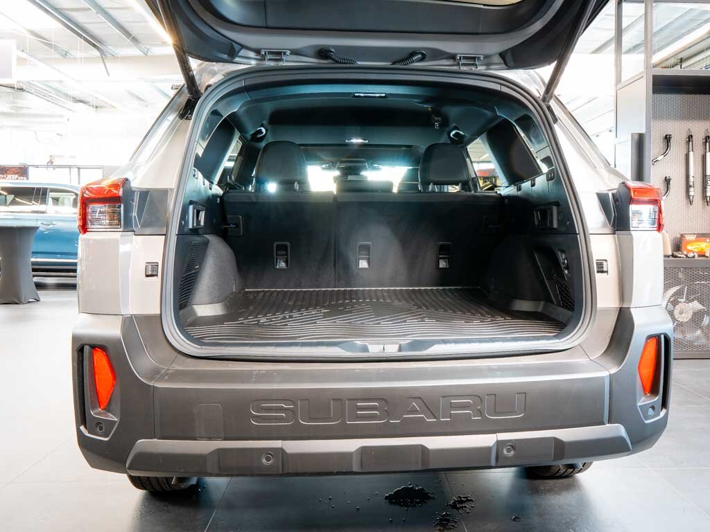 Subaru Outback SUV / Terénní 2,4 l 193 kw
