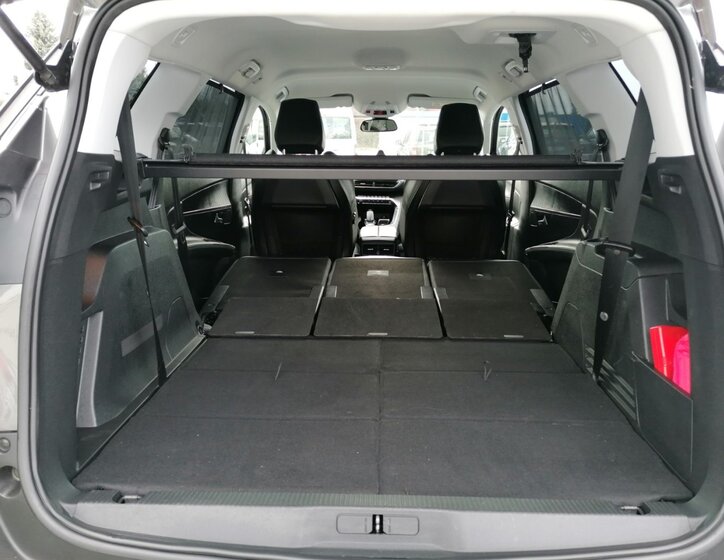 Peugeot 5008 SUV / Terénní 1,5 l 96 kw